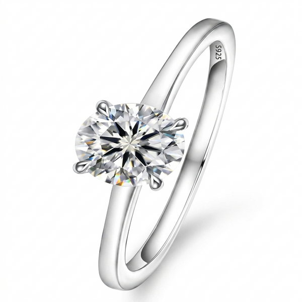 Moissanite 4-Claw Solitaire Ring