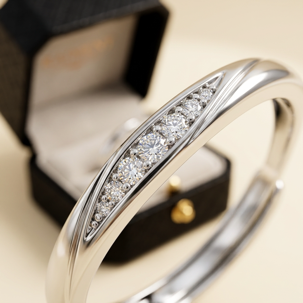 Adjustable moissanite wave ring macro close-up, Raiment Jewelry & Co.