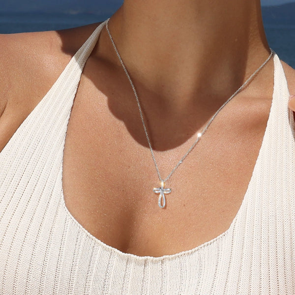 Moissanite Halo Pendant