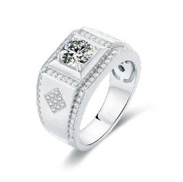 Men's Moissanite Emblem Ring 1ct