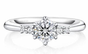Moissanite 6-Claw Cluster Ring